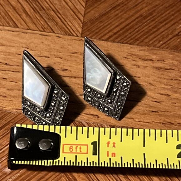 Vtg Art Deco Sterling 925 Marcasite Mother Of Pearl Post Pierced Earrings - Picture 4 of 6